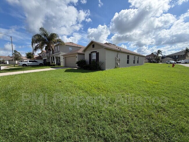 1153 Elderberry Dr