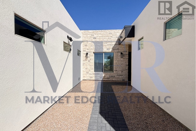 Photo - 3Bed/3Bath Home in North Scottsdale w/Casi...