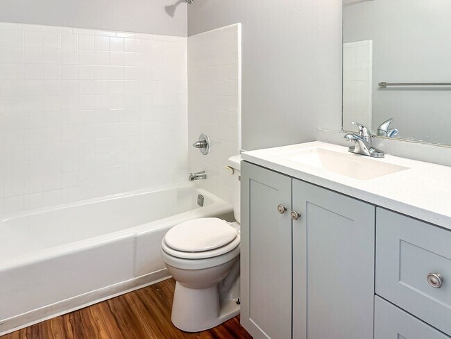 Photo - 2221 Saginaw Rd SE Unit 2223