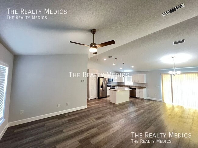 Photo - 13570 SW 112th St