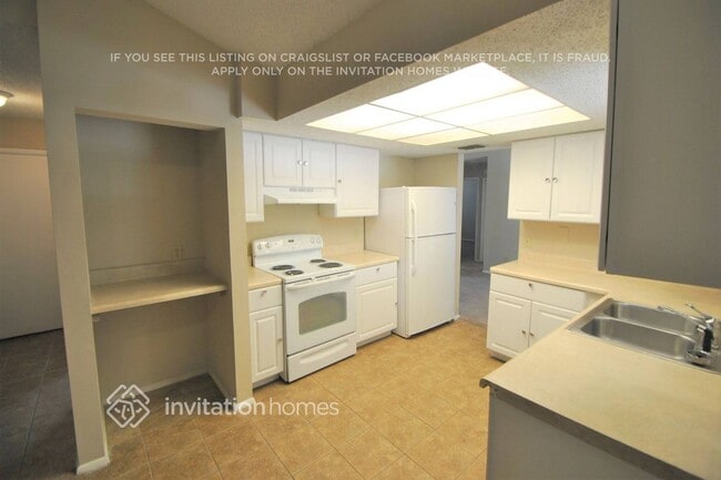 Photo - 11143 Stoney Point Ln W