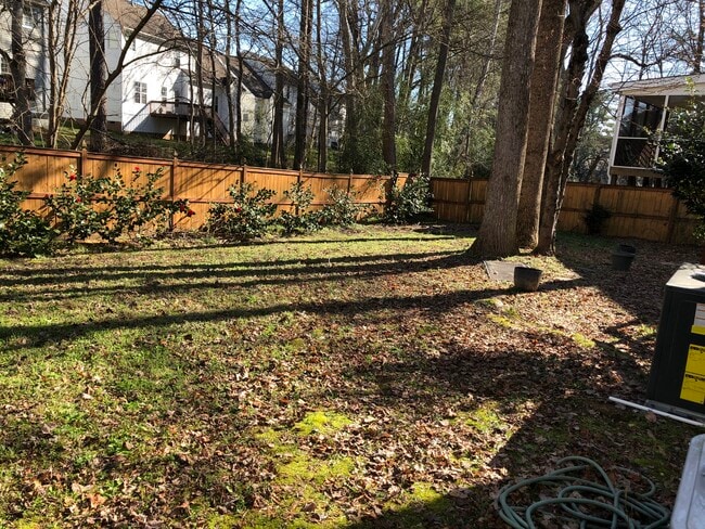 Fenced in back yard - 632 Penncross Dr