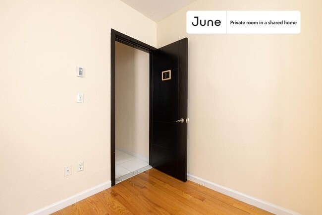 Photo - Room in Shared 4 bed/2 bath home Unit D