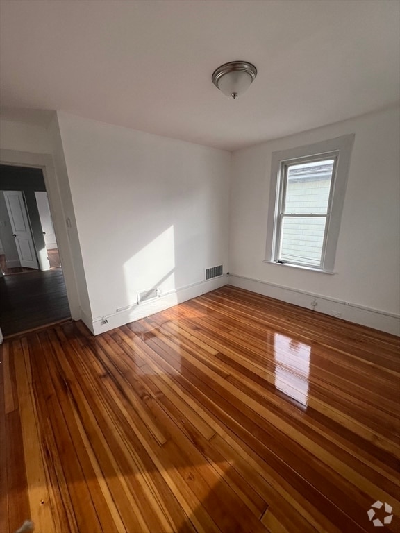 Building Photo - 83 1/2 Summer St Unit 2 Rental