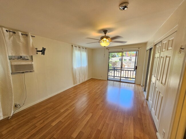 Photo - 1 bedroom 1 bath Apartment. NO parking. Upstairs unit. Unidad 1