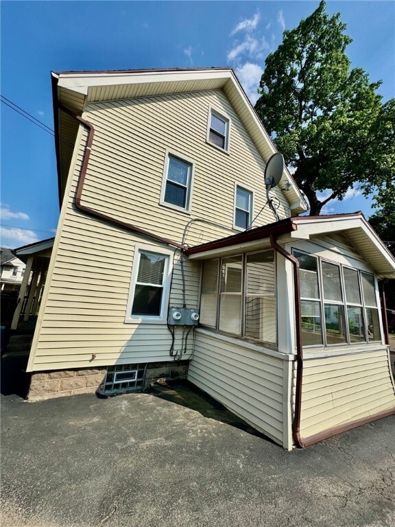 Photo - 235 E Elm St