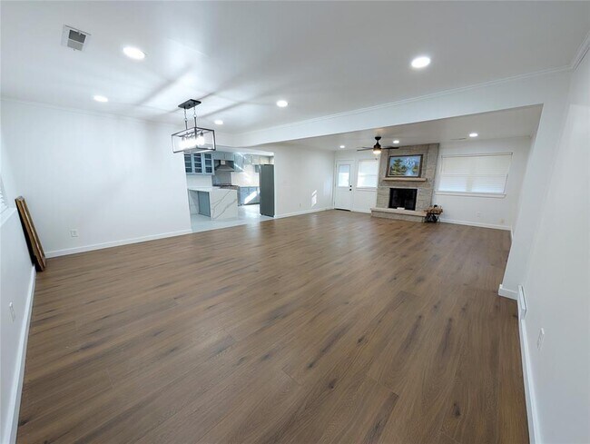 Photo - 3500 Bella Vista Dr