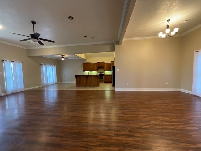 121 Woods Rd