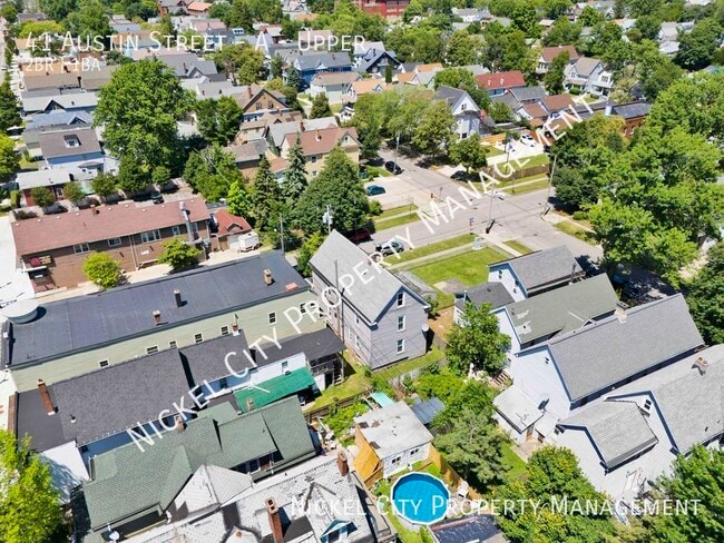 Photo - 41 Austin St Unit Upper
