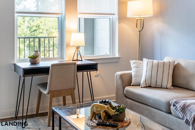 Photo - 1225 Utica Dr Unit 1-312