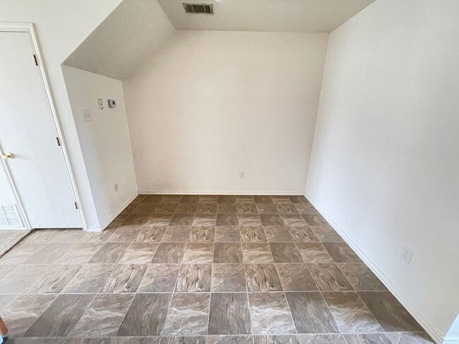 Photo - 4411 Jeff Scott Dr Unidad # B