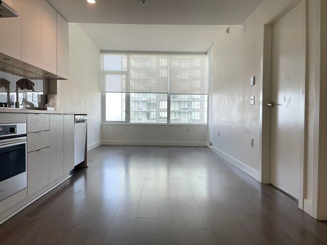 Photo - 5051 Imperial St