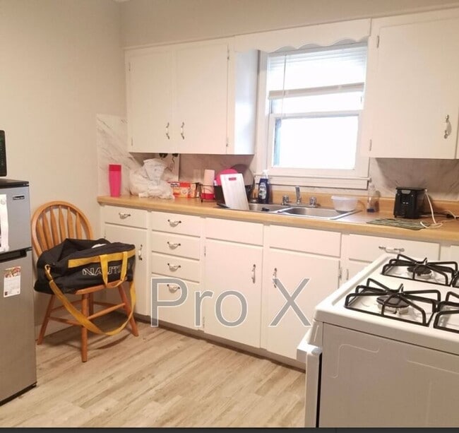 Photo - 110 W Lindburg St Unit 110 W Lindburg Apt 6