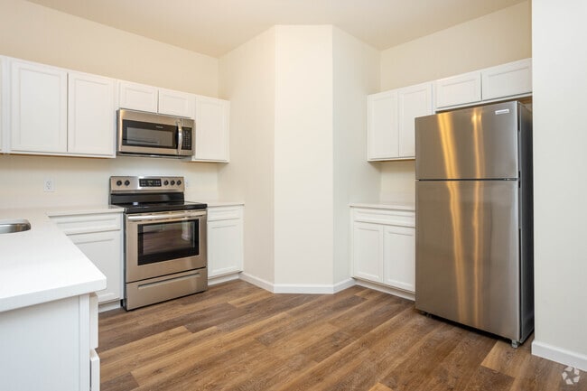 2BR, 2BA