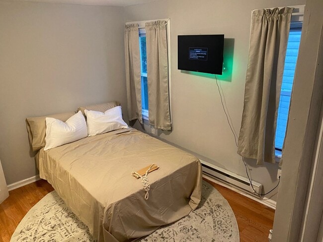 Photo - 130 Bartram Ave