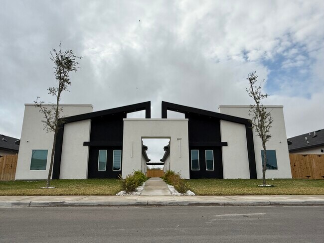 Photo - 2417 Indian Creek Ave