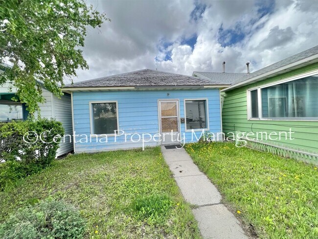 Building Photo - Quaint 2 bedroom home in Anaconda!