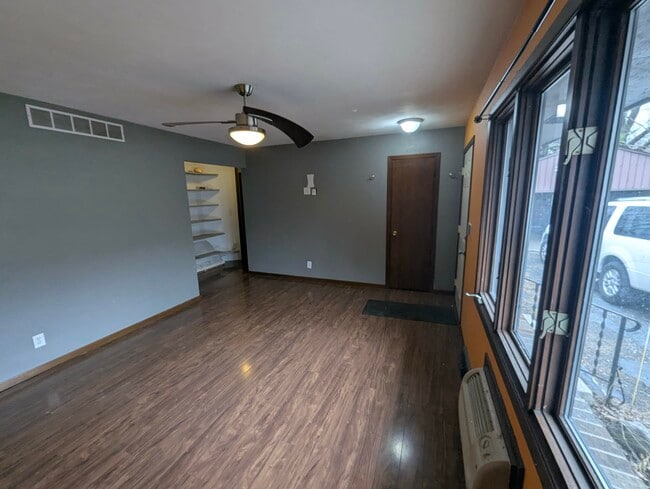 Photo - 2027 Eggleston Rd Unit 2027 Eggleston Rd 1B Rear
