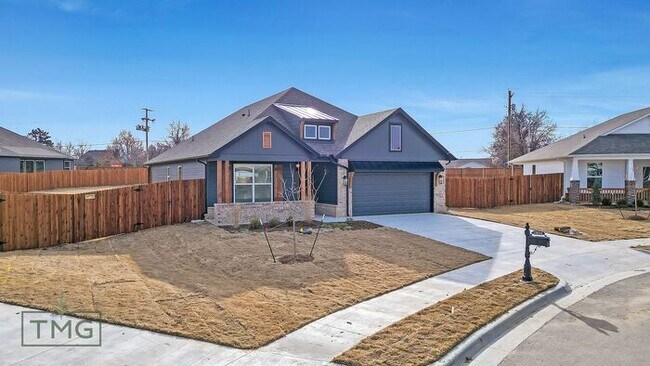 Photo - Move In Specials! Lincoln: Your New Home in Owasso with Modern Elegance