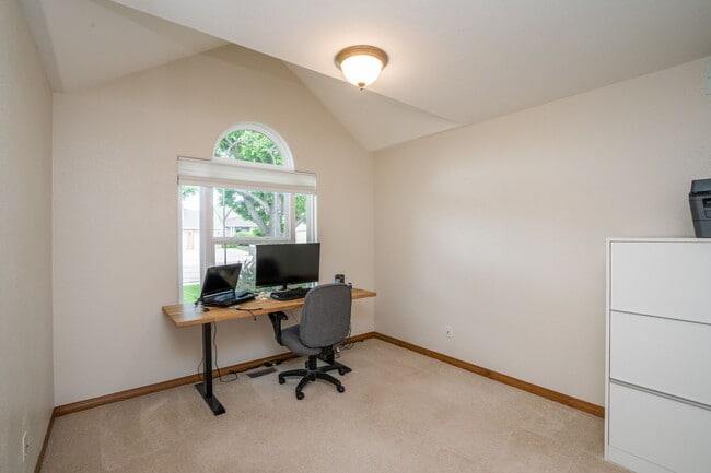 Photo - 129 53rd Ave