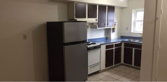 Photo - 154 N Seminary St Unidad #3