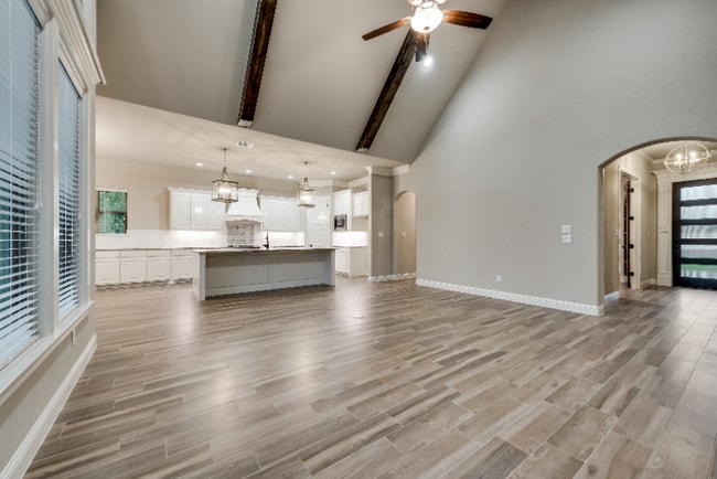 Photo - 8140 Money Ln