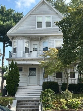 Building Photo - 25 Congreve St Unit 3