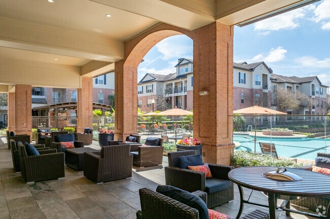 Outdoor Lounge