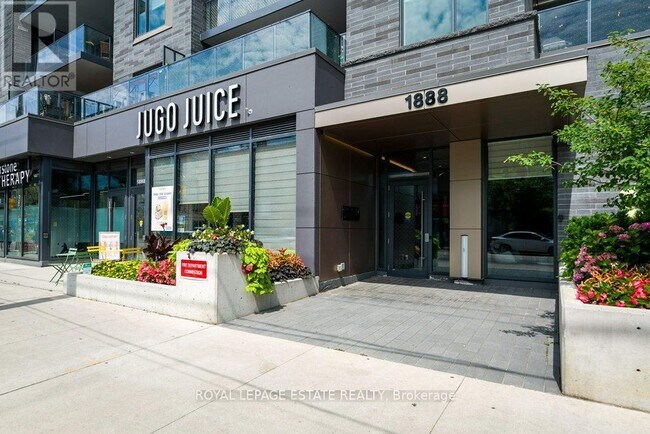 Photo - 1888 Queen St E Unit 211
