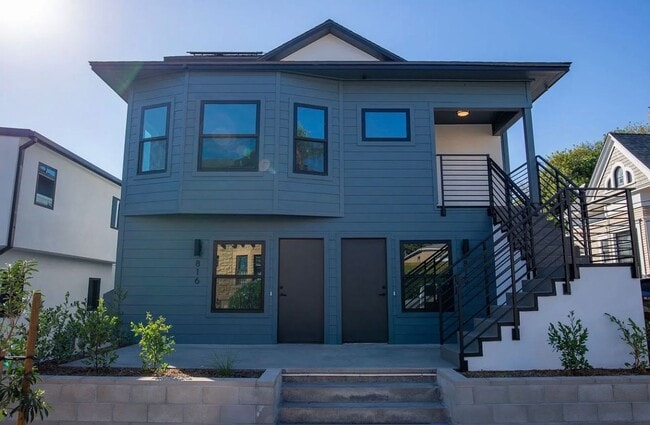 Photo - 816 24th St Unit 816