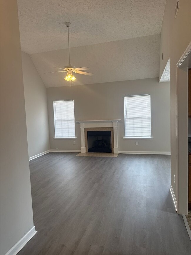 Photo - Great location! Close to Everything!