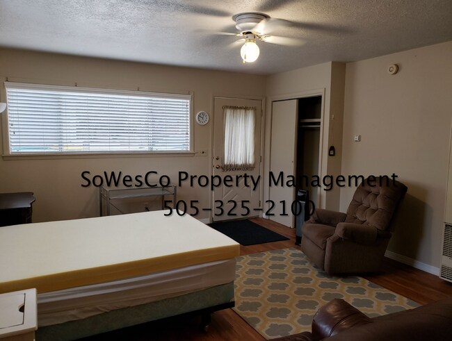 Photo - Furnished (Partially) Studio Unit in Centr...