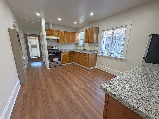 Photo - 2539 Grande Vista Ave Unit 1