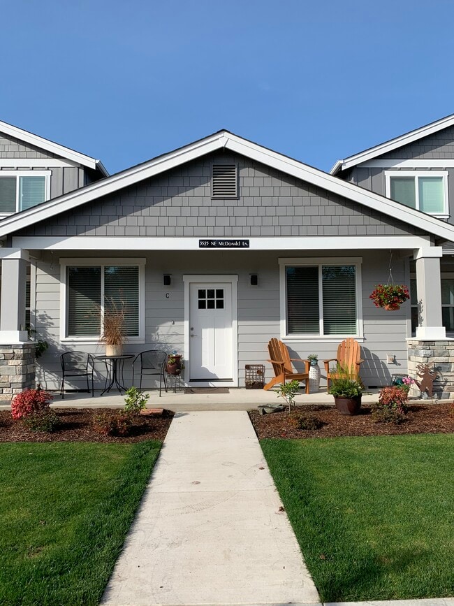 Photo - 3503 NE McDonald Ln Townhome