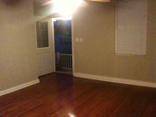 Photo - 6921 Warwick Blvd