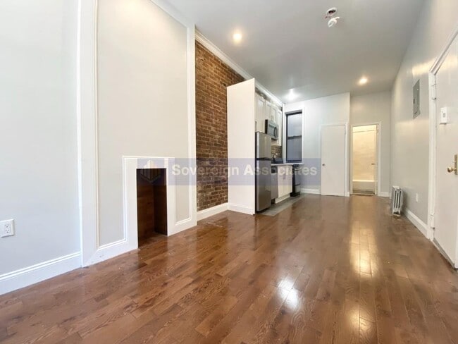 Building Photo - 523 W 156th St Rental