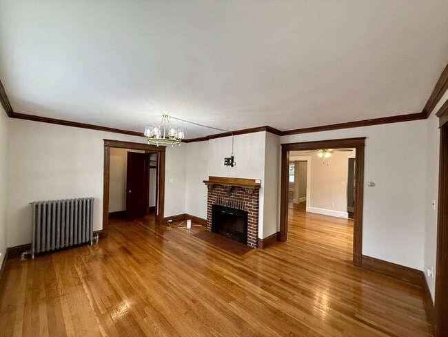7 Flint Rd Unit 1