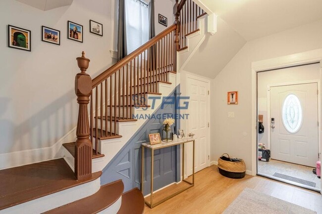 Photo - 211 Park Ave