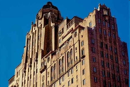 Building Photo - The Drake Rental
