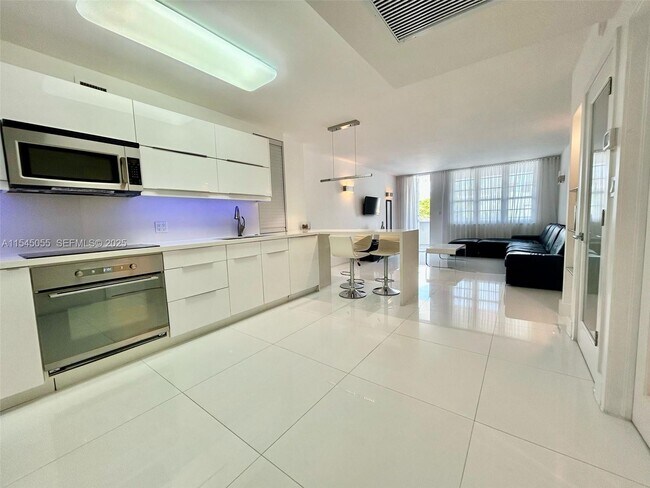 Photo - 100 Lincoln Rd Unidad 322