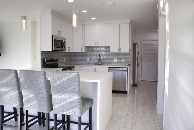 Photo - 517 NW 52nd St