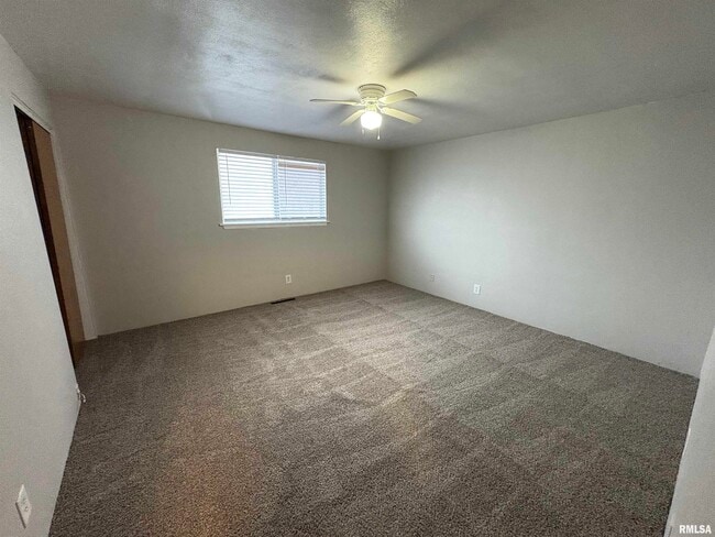 Photo - 760 E Shore Dr Unit 2