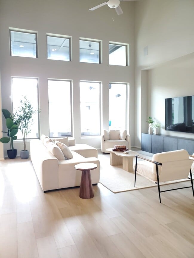 Photo - 2406 Pear Blossom Ln