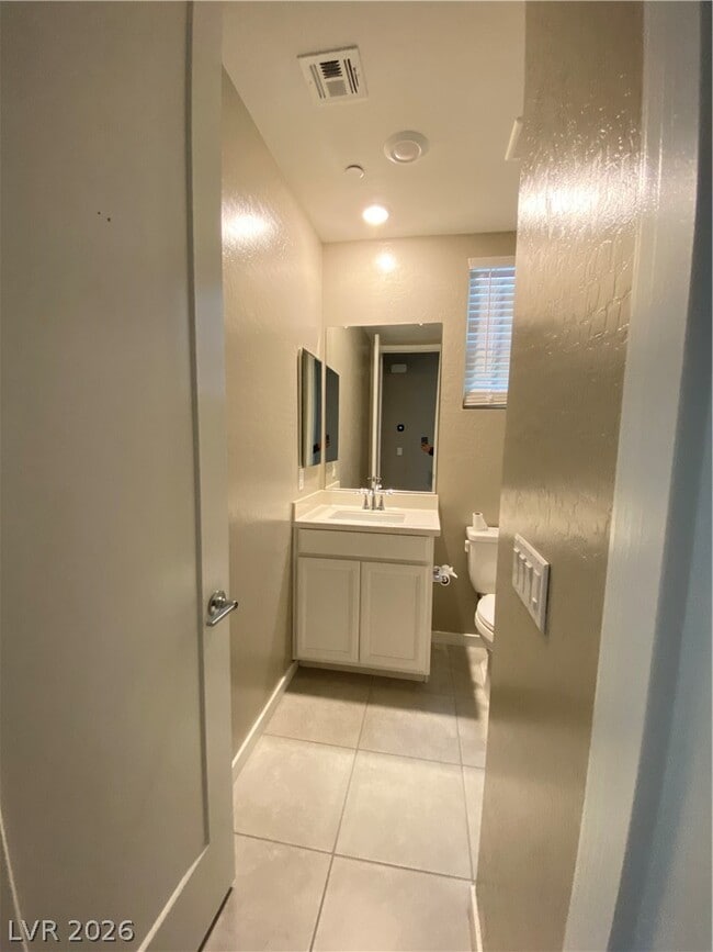 Photo - 695 Daylight Ridge Ct