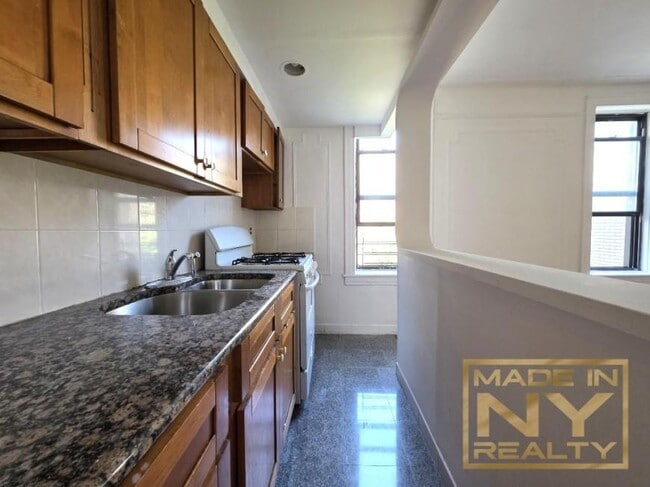 Photo - 1 bedroom in FLUSHING NY 11358 Unit 6M