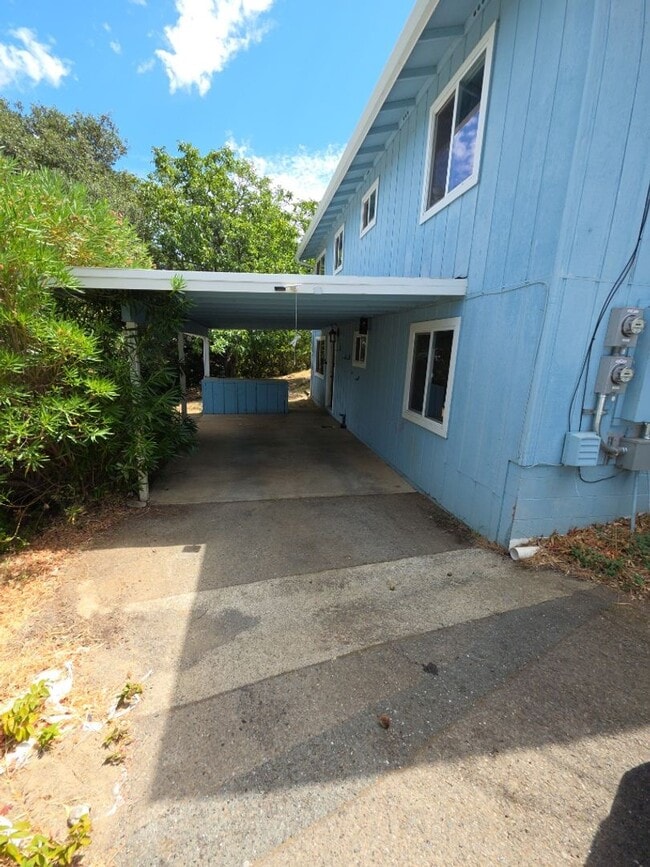 Building Photo - 3480 Idlewood Dr Unit B