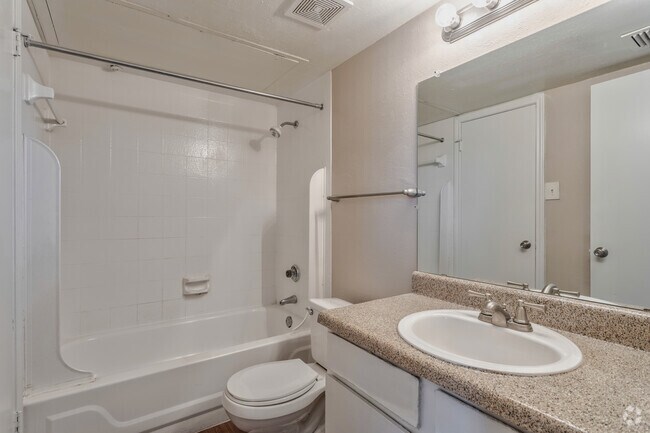 2HAB, 1BA - 690 ft² 1B1 - Baño - The Declan