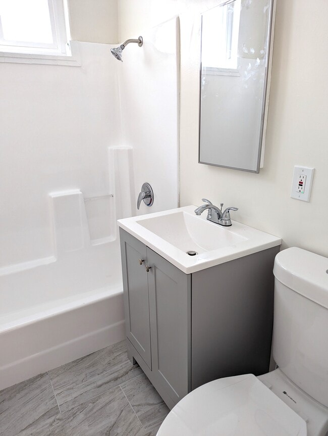 Photo - 4427 W 154th St