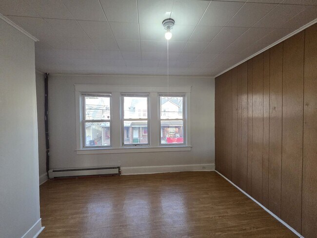 Photo - Spacious 3-Bedroom Private Home with Fenced Backyard in a Great Trenton Neighborhood