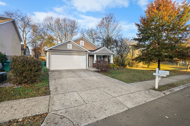 Photo - 131 Crestwood Ln